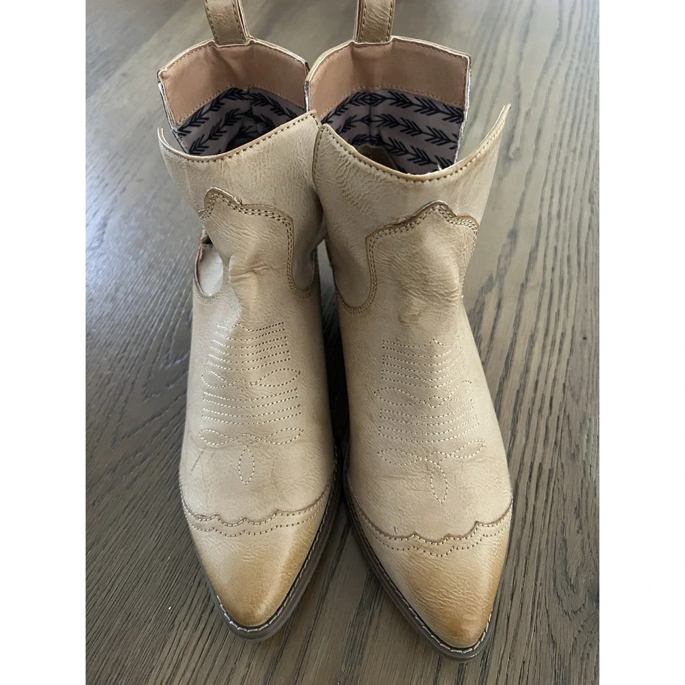 Code West Western Leather‎ Tan Ankle Booties Size 7